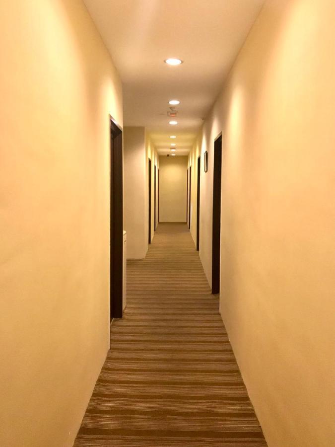 Bangi Business Hotel Kampong Sungai Ramal Dalam Dış mekan fotoğraf
