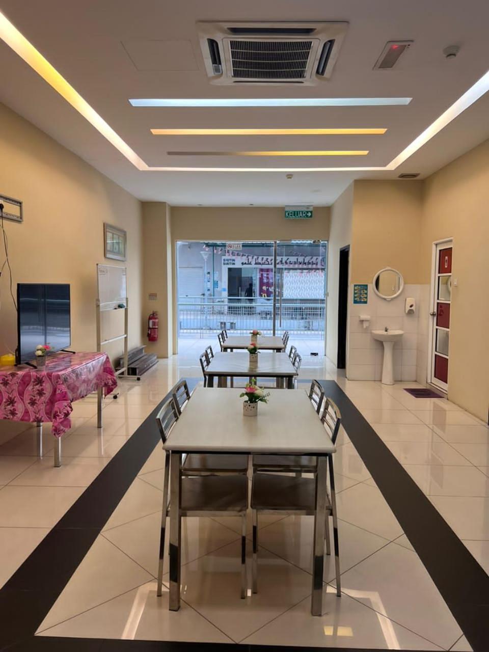 Bangi Business Hotel Kampong Sungai Ramal Dalam Dış mekan fotoğraf