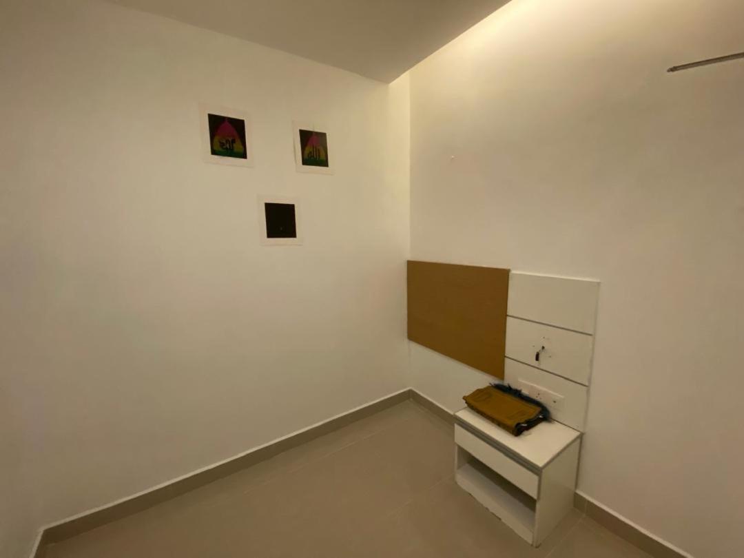 Bangi Business Hotel Kampong Sungai Ramal Dalam Dış mekan fotoğraf