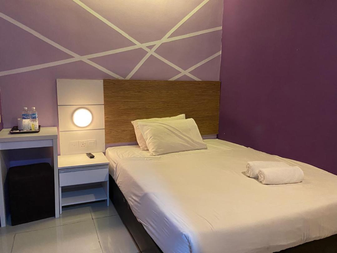 Bangi Business Hotel Kampong Sungai Ramal Dalam Dış mekan fotoğraf