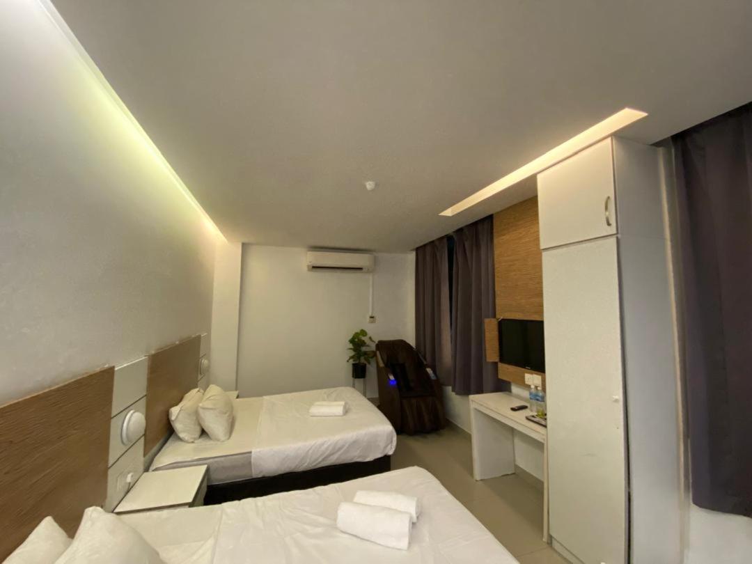 Bangi Business Hotel Kampong Sungai Ramal Dalam Dış mekan fotoğraf